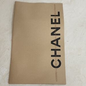 Chanel 2000-2001 Catalogue AUTUMN-WINTER